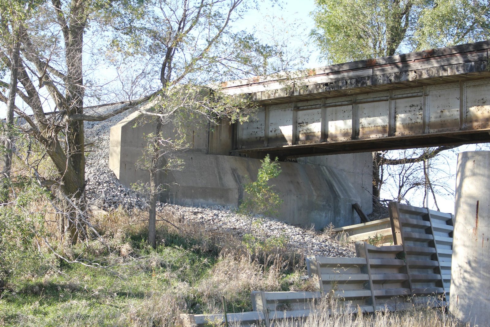 West abutment